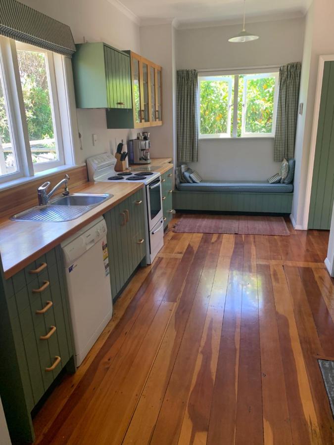 One Panama Villa Martinborough Buitenkant foto